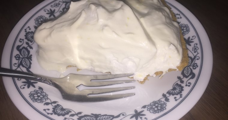 LEMON CREAM PIE – November 29 – National Lemon Cream Pie Day